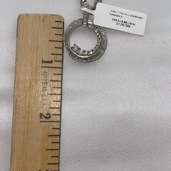 Brand New Kay 14K Gold and Diamond Necklace - Picture 5 of 9